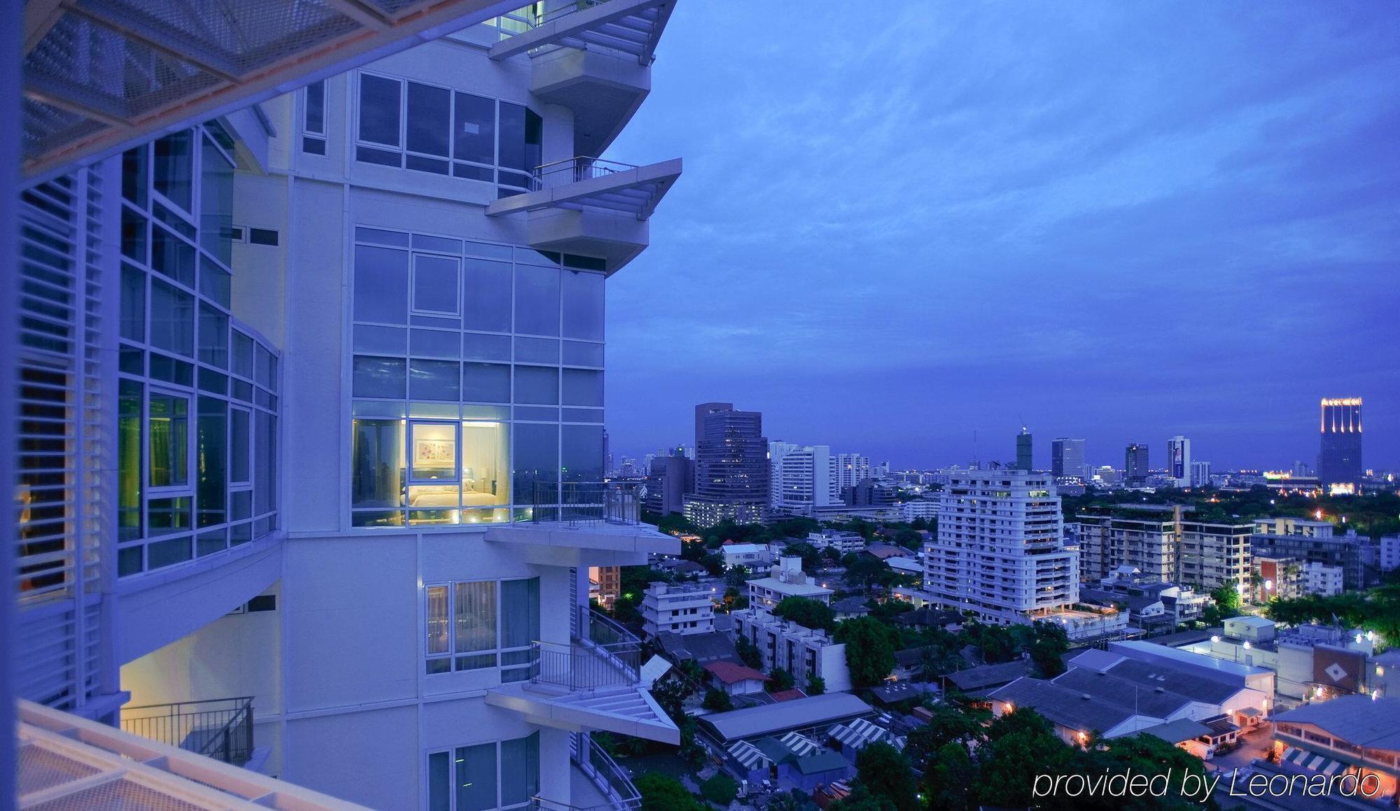 Dusit Suites Hotel Ratchadamri, Bangkok Exterior photo