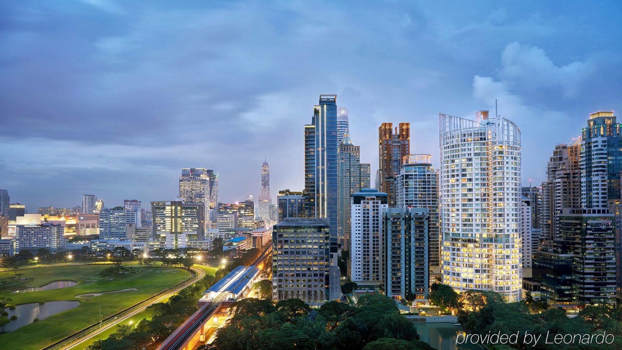 Dusit Suites Hotel Ratchadamri, Bangkok Exterior photo